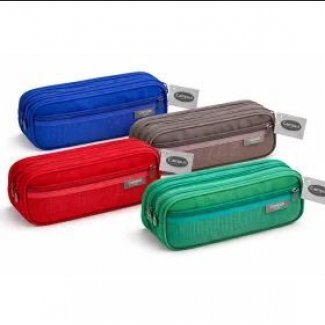 ESTOJO DE NYLON C/TRÊS COMPARTIMENTOS E BOLSO EXTERNO 22,5X11X8,5CM